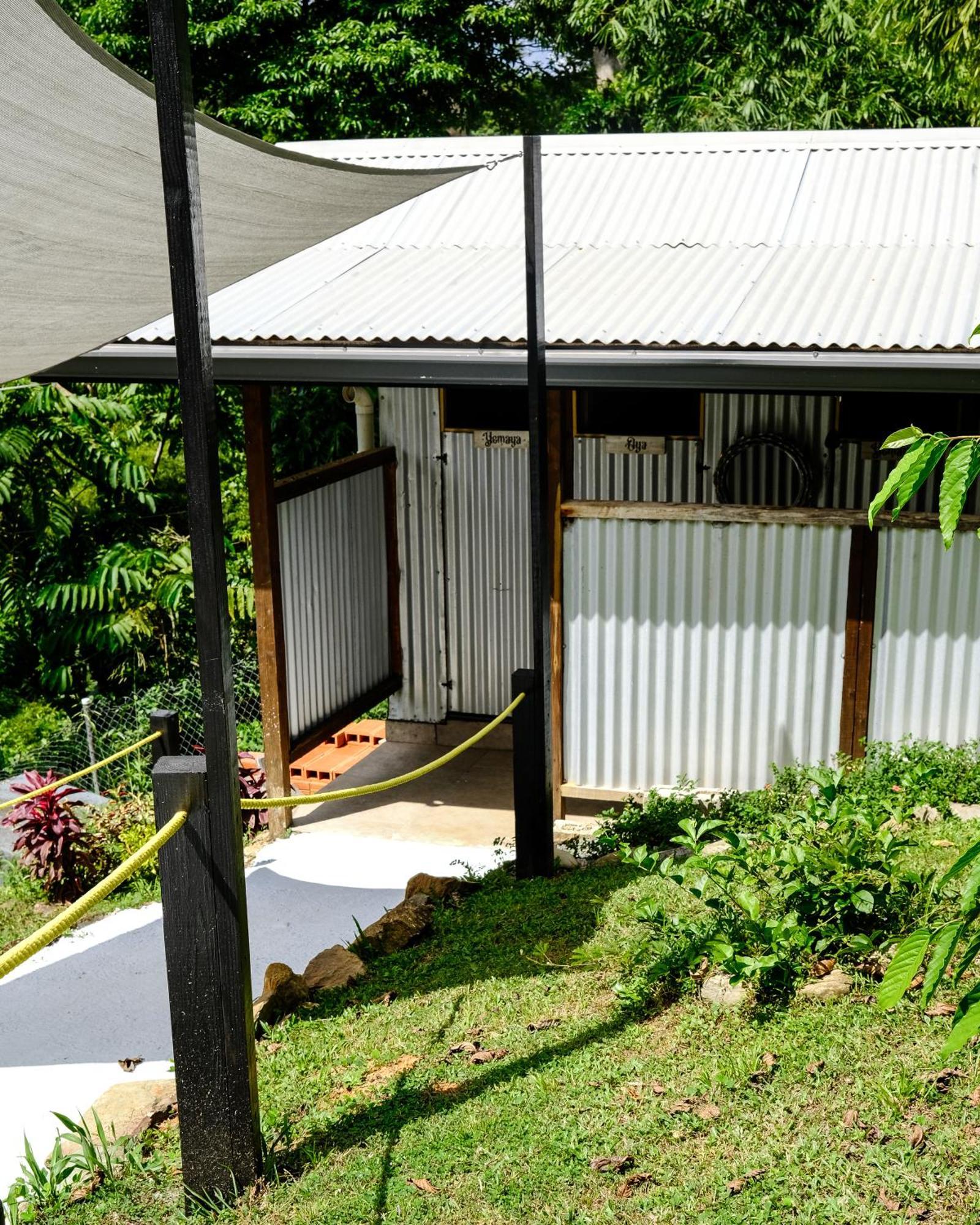 Silk Cotton Cottages Parrot Hall Exterior foto